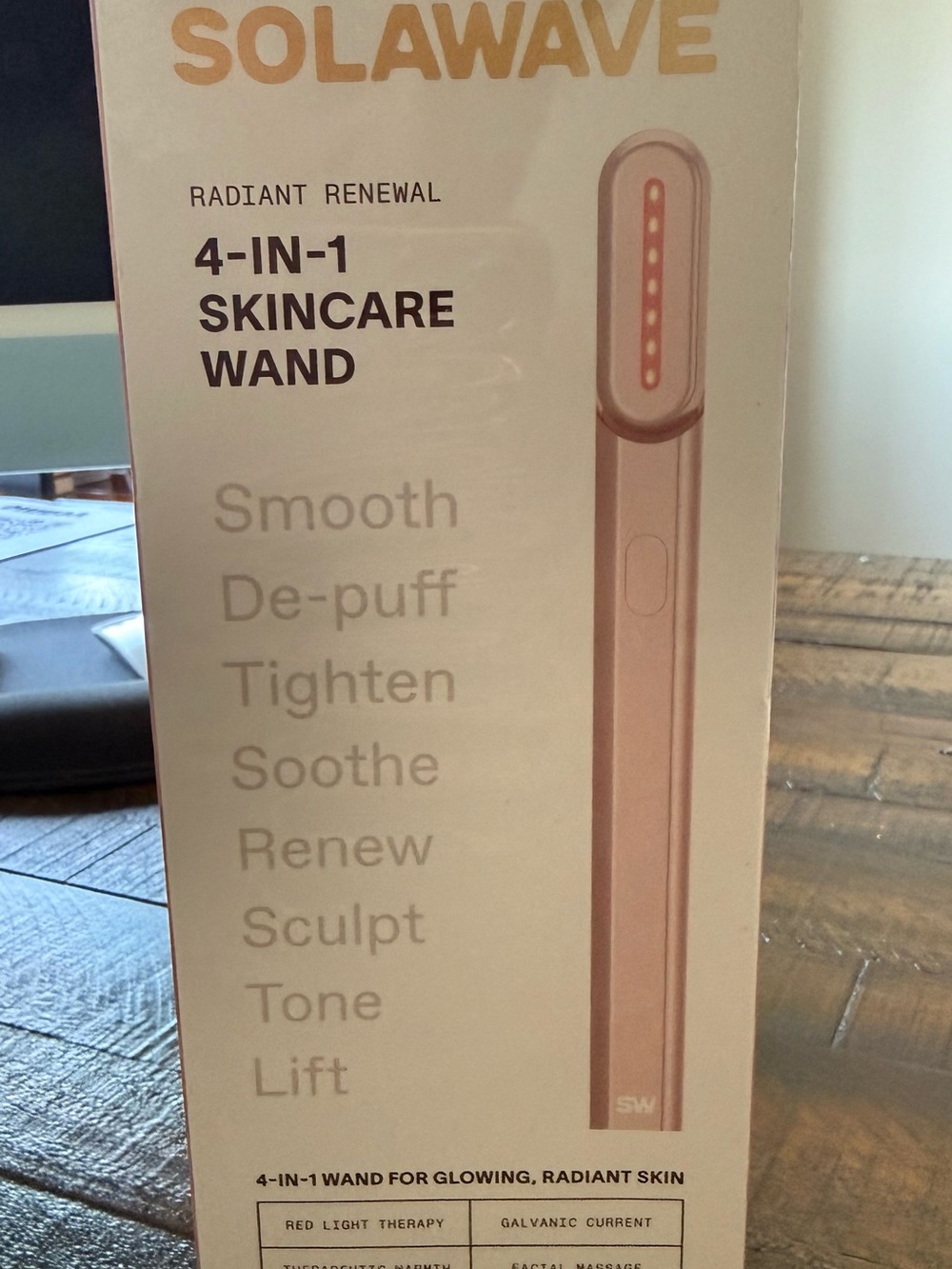 Solawave Radiant Renewal 4-in-1 Skincare Wand — Rose Gold